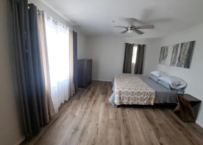 Holiday home 2 Bedroom In Benson